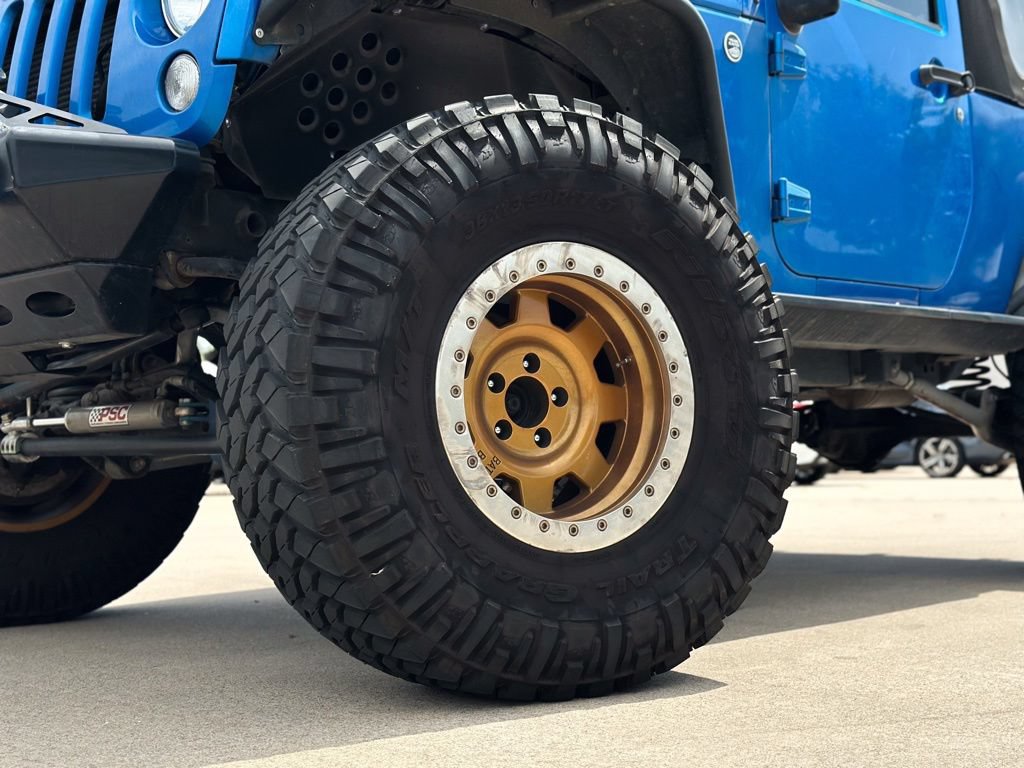 Used 2015 Jeep Wrangler Rubicon w/ Trailer Tow Group AWD/4WD image 9