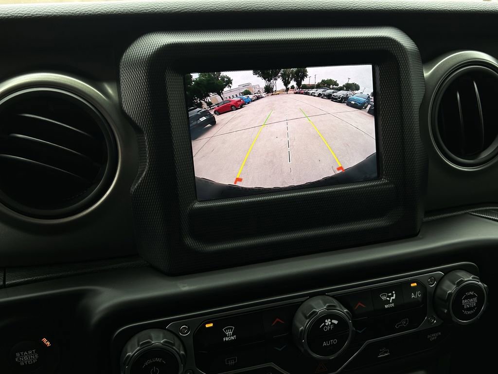 Used 2023 Jeep Wrangler Unlimited Sport AWD/4WD image 17