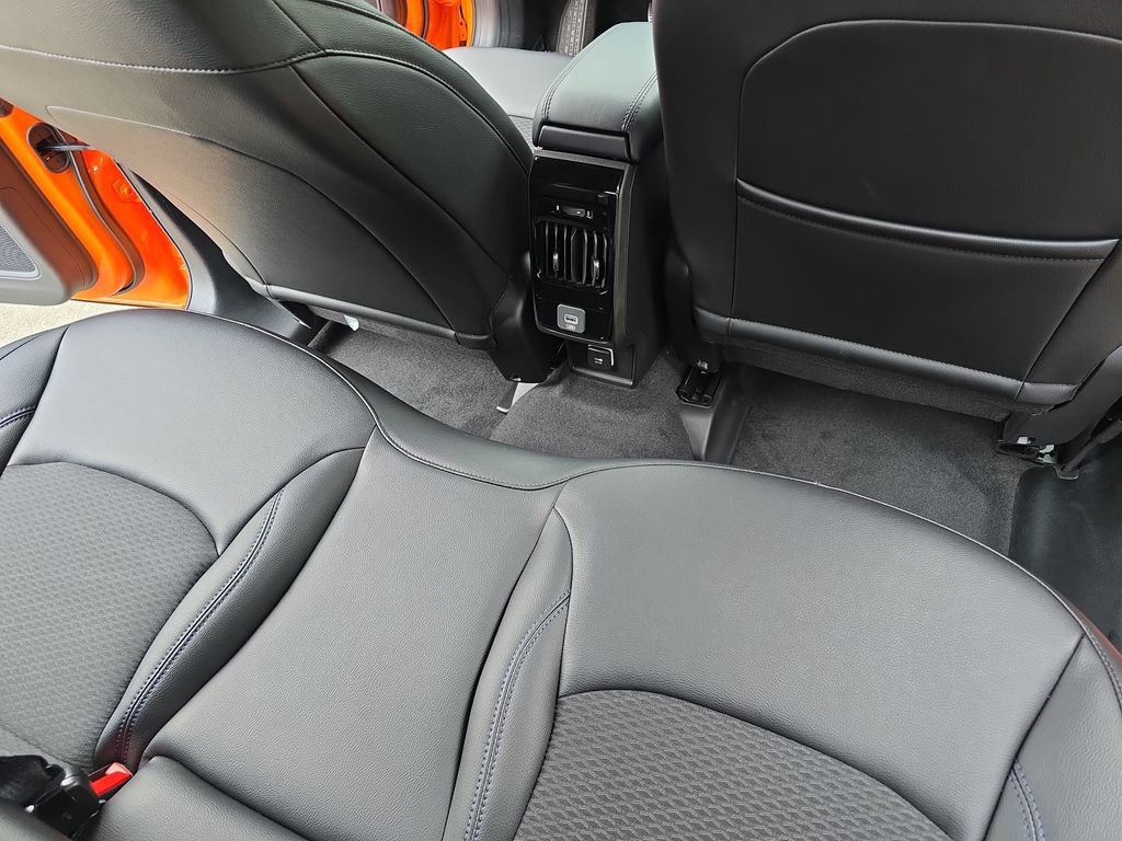 New 2026 Jeep Compass Latitude AWD/4WD image 12