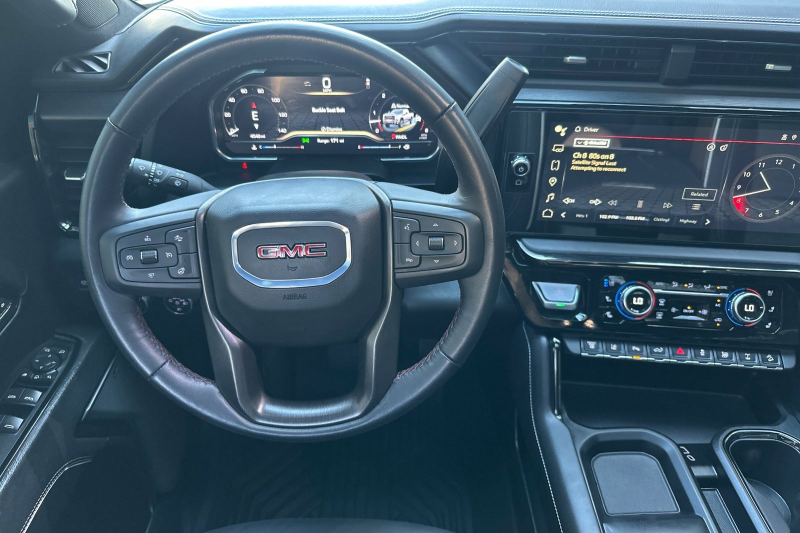 Used 2024 GMC Sierra 2500 AT4X w/ AT4X AEV Edition image 18