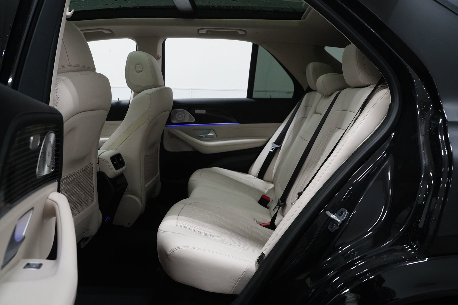 New 2026 Mercedes-Benz GLE 53 AMG 4MATIC image 17