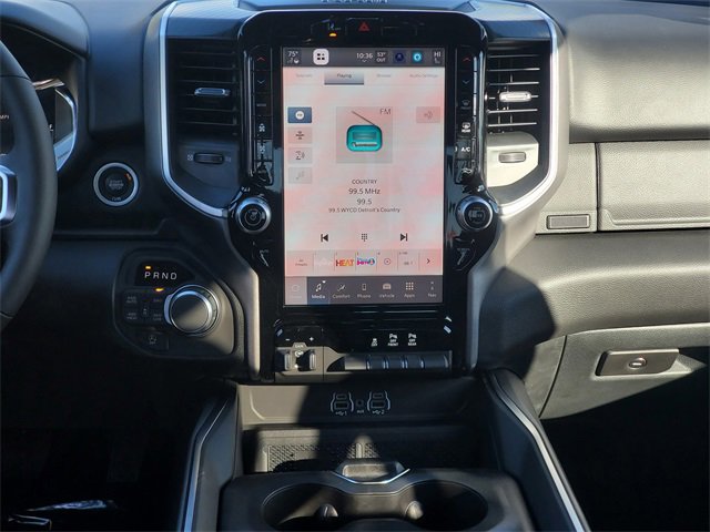 New 2026 RAM 1500 4x4 Crew Cab image 17