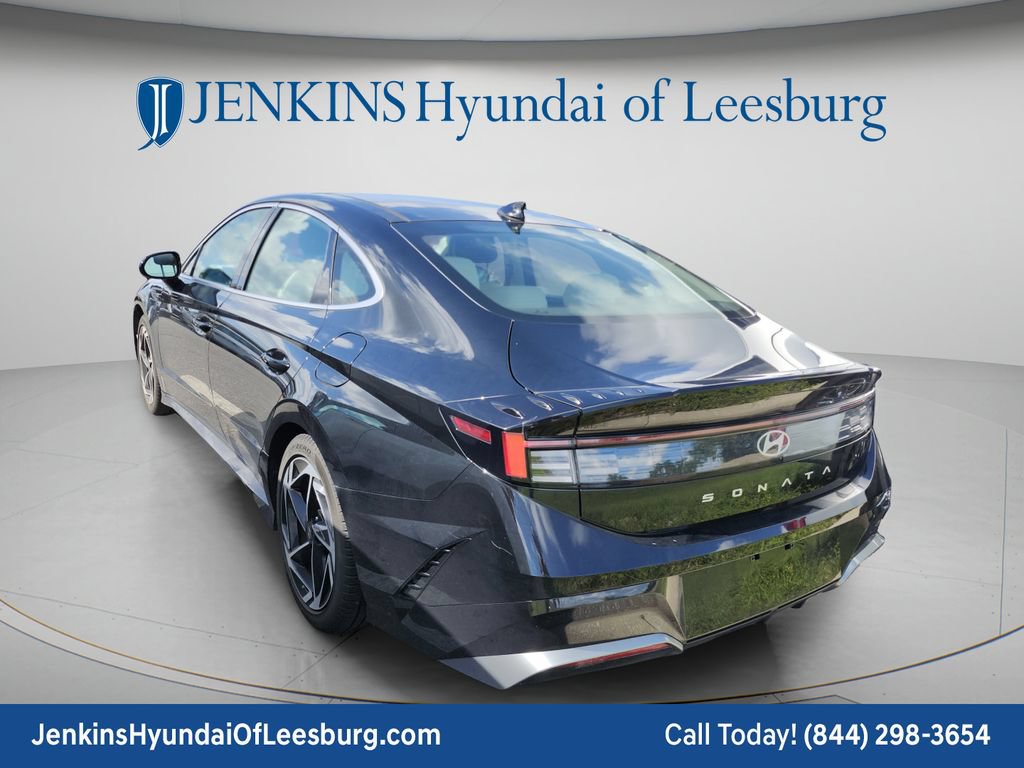 Certified 2024 Hyundai Sonata SEL w/ Convenience Package FWD image 4