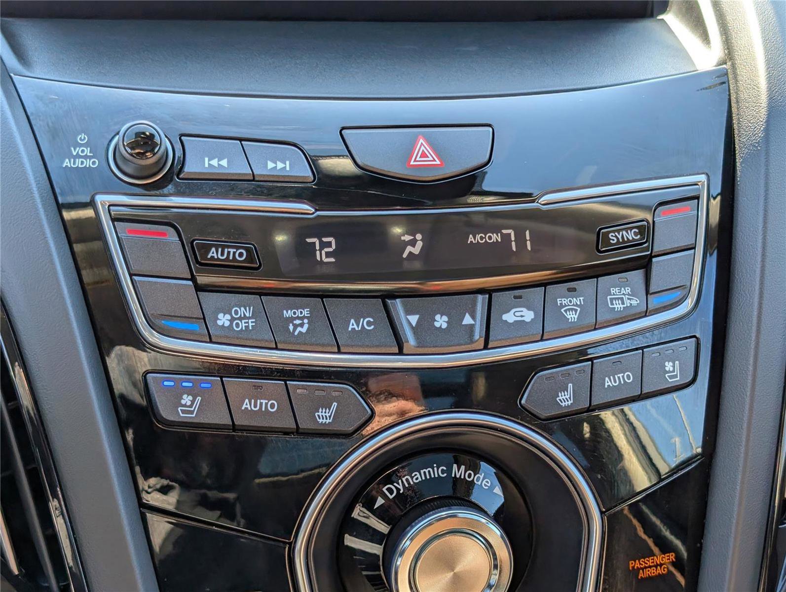 Used 2024 Acura RDX SH-AWD w/ Advance Package image 30