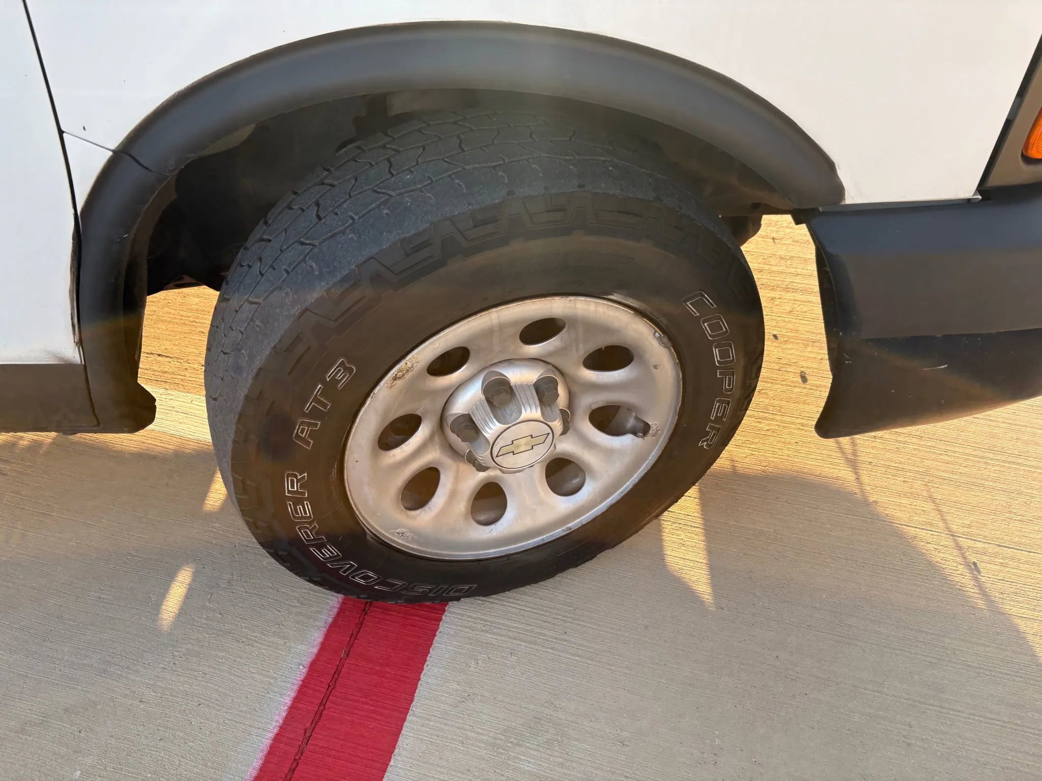 Used 2014 Chevrolet Express 1500 AWD image 22