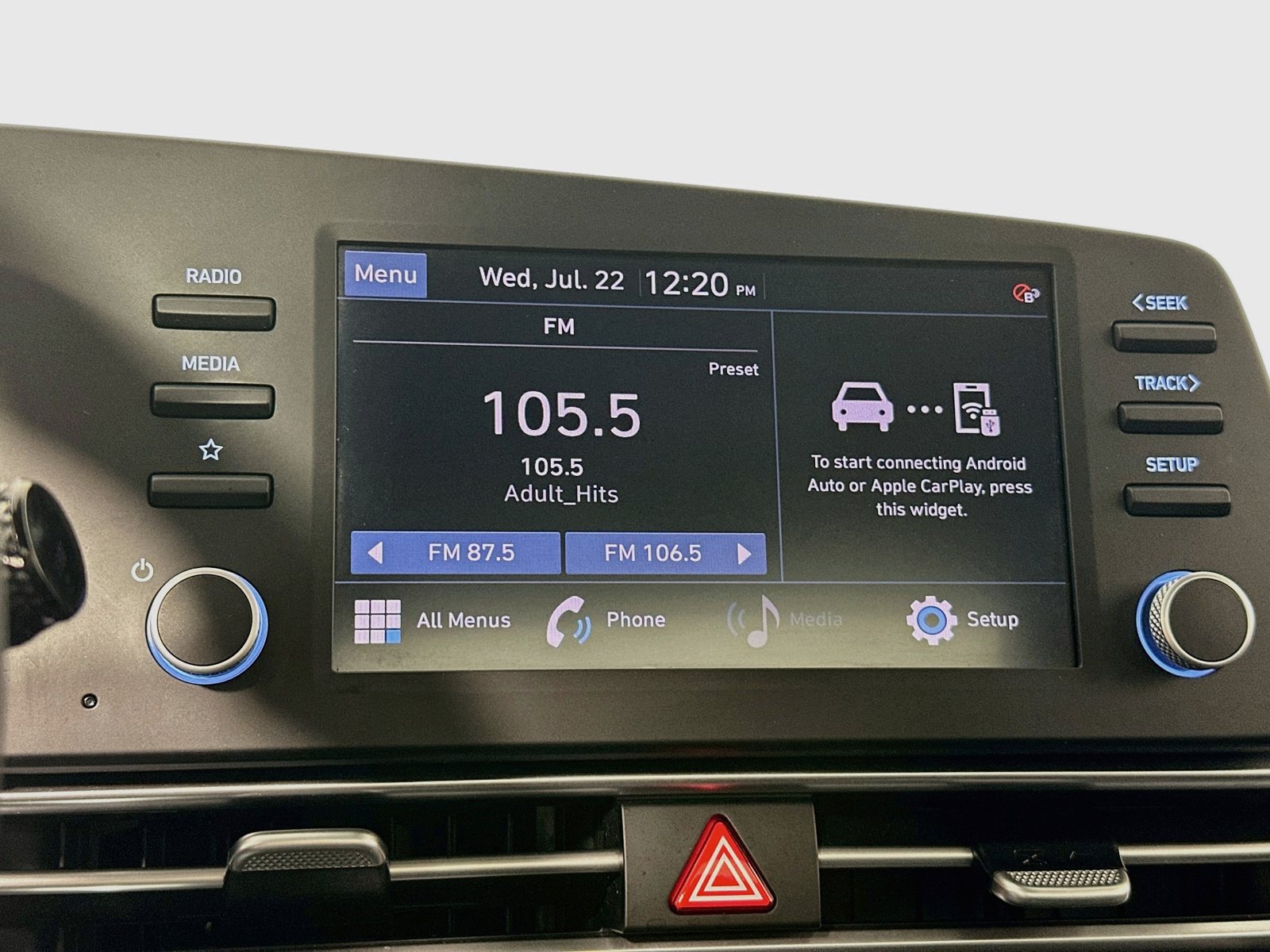 Used 2023 Hyundai Elantra SEL FWD image 14