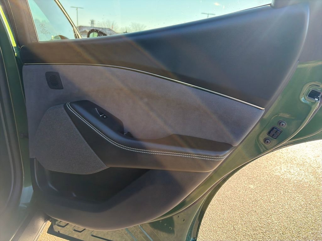 Used 2025 Ford Mustang Mach-E GT image 34