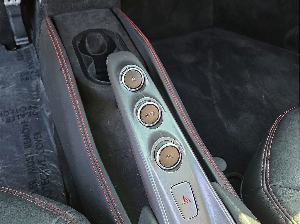 Used 2020 Ferrari F8 Tributo image 42