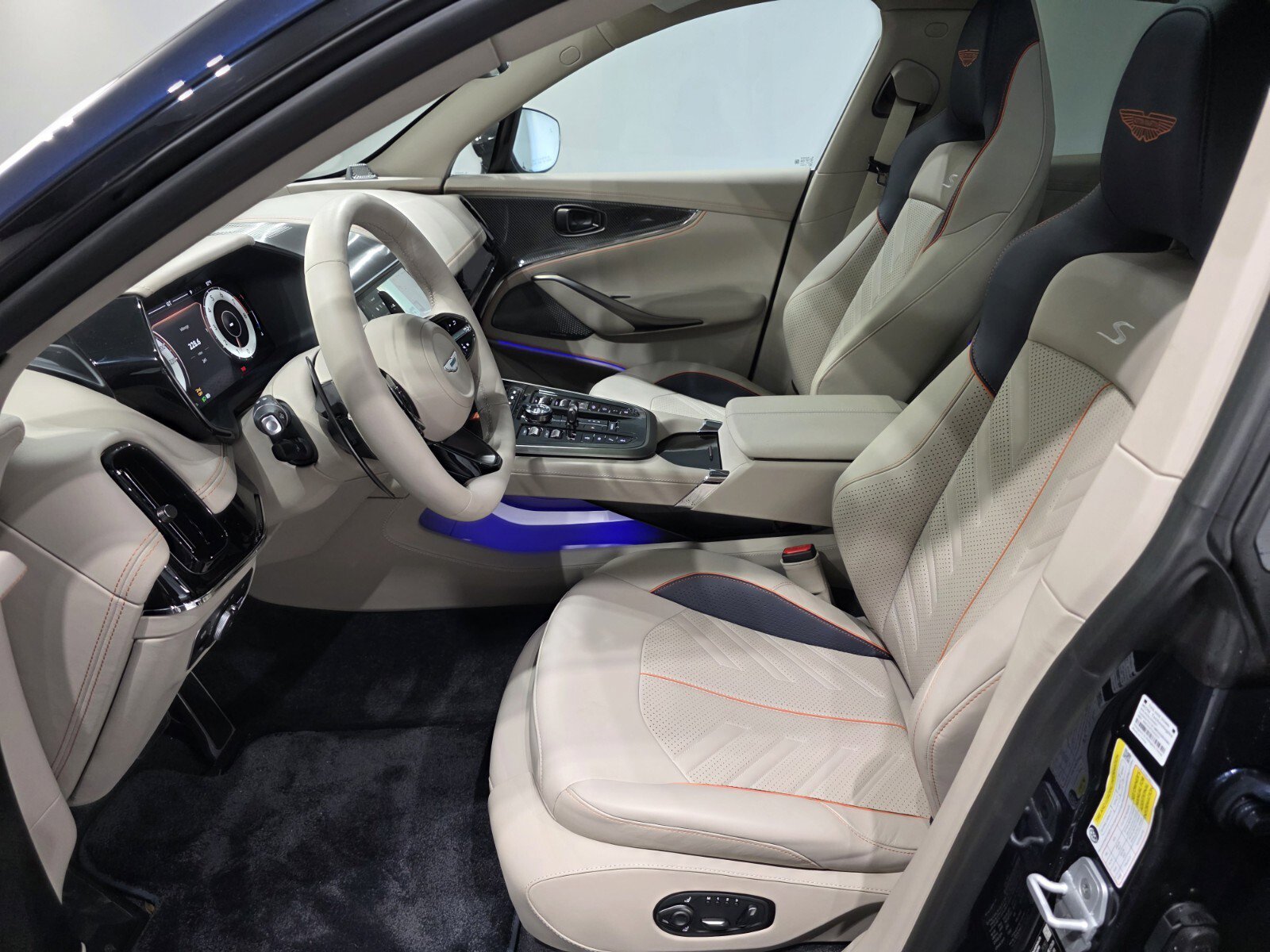 New 2026 Aston Martin DBX S image 17