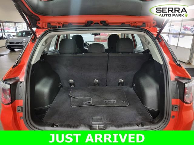Used 2018 Jeep Compass Sport FWD image 33