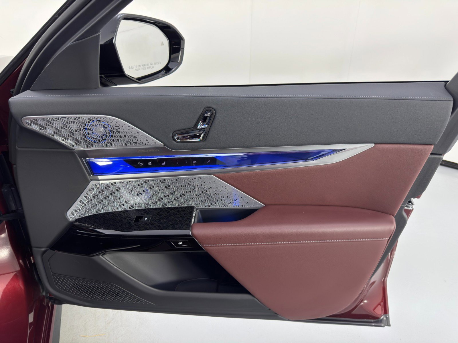 Used 2024 BMW i7 xDrive60 image 58