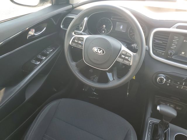 Used 2019 Kia Sorento LX image 9