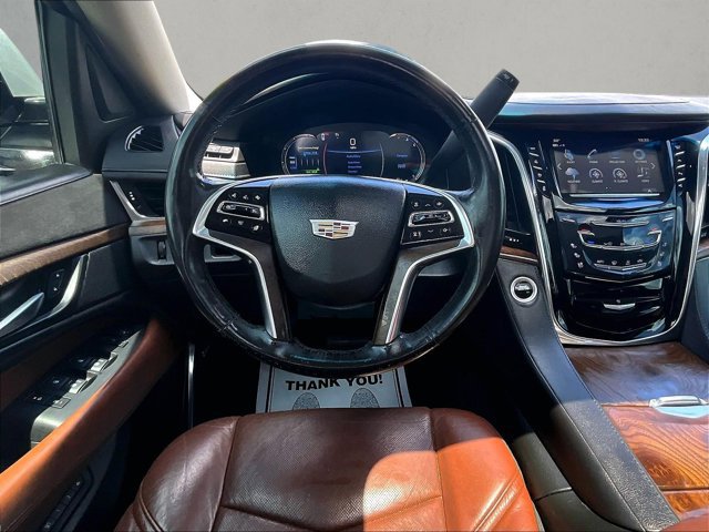 Used 2017 Cadillac Escalade ESV Luxury RWD image 7