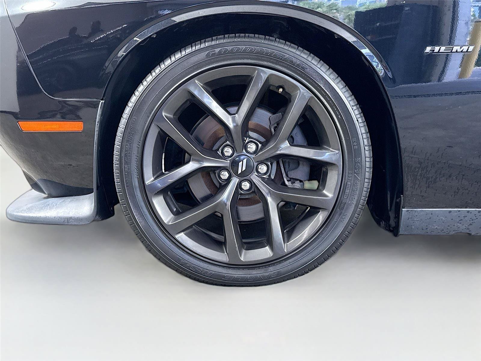 Used 2019 Dodge Challenger R/T w/ Blacktop Package RWD image 28