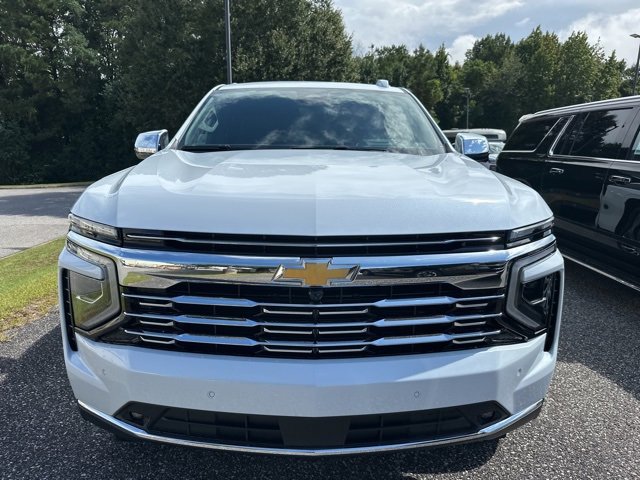 New 2026 Chevrolet Suburban Premier image 2