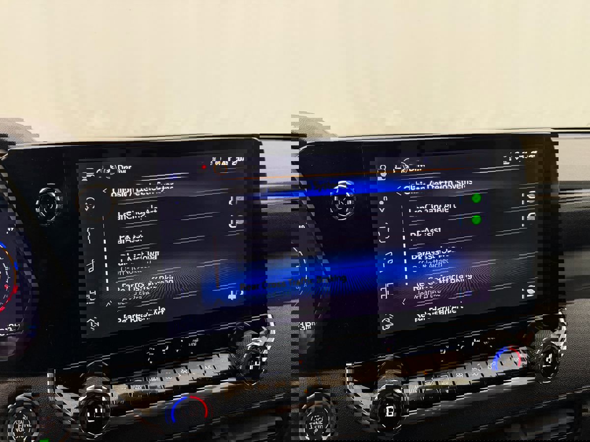 Used 2026 Chevrolet Colorado Trail Boss image 21