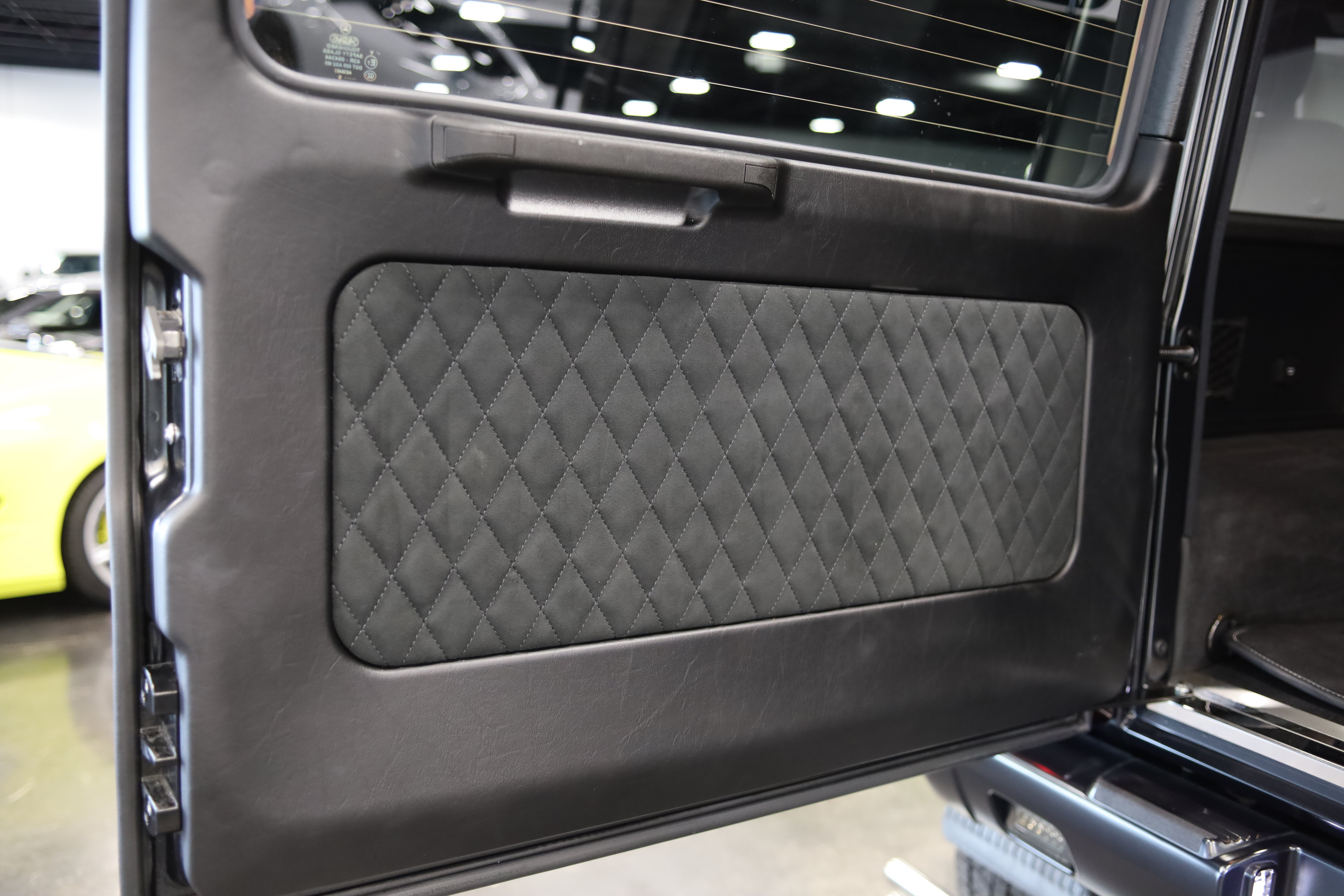 Used 2018 Mercedes-Benz G 550 Squared image 7