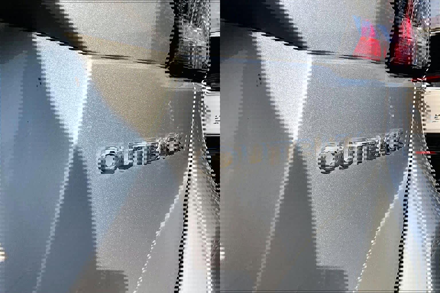 Used 2022 Subaru Outback Limited w/ Popular Package #2 image 9