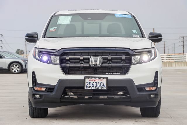 Used 2025 Honda Ridgeline Black Edition image 4