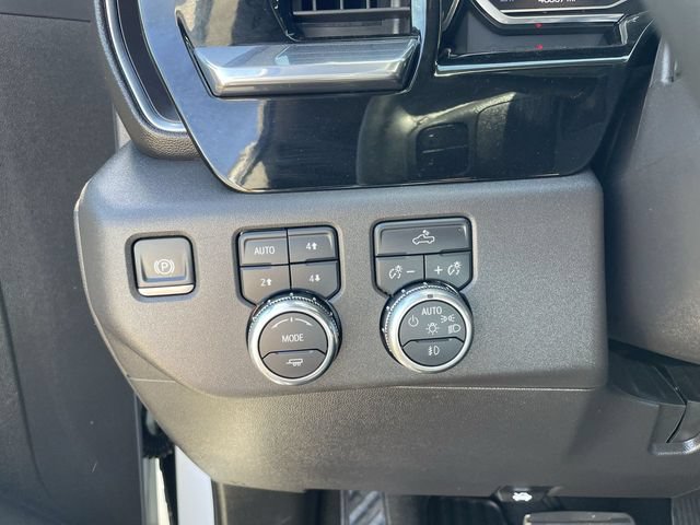 Used 2024 GMC Sierra 1500 Elevation w/ X31 Off-Road Package AWD/4WD image 18