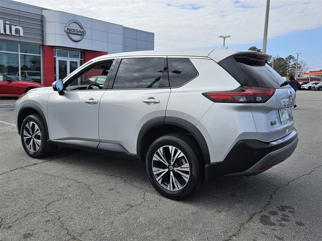 Used 2021 Nissan Rogue SV image 6