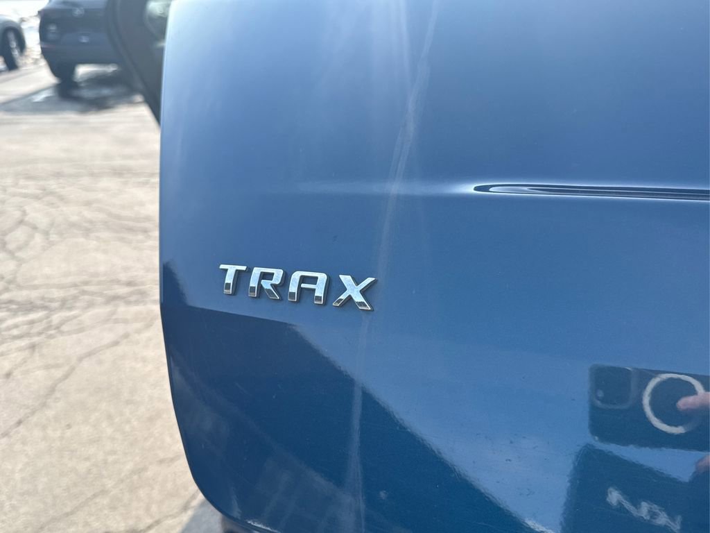 Used 2020 Chevrolet Trax LT w/ Driver Confidence Package image 13