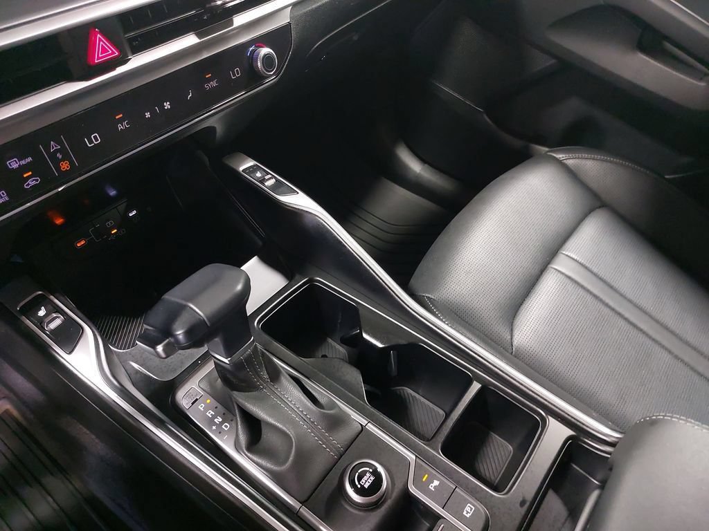 Used 2025 Kia Sorento S w/ Panoramic Sunroof Package FWD image 12