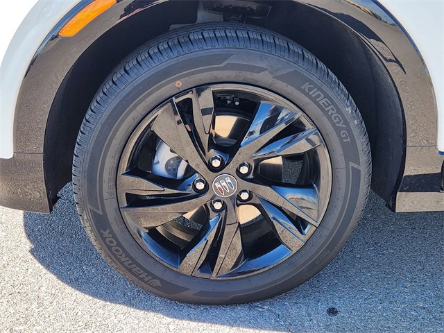 Used 2024 Buick Encore GX Sport Touring image 13