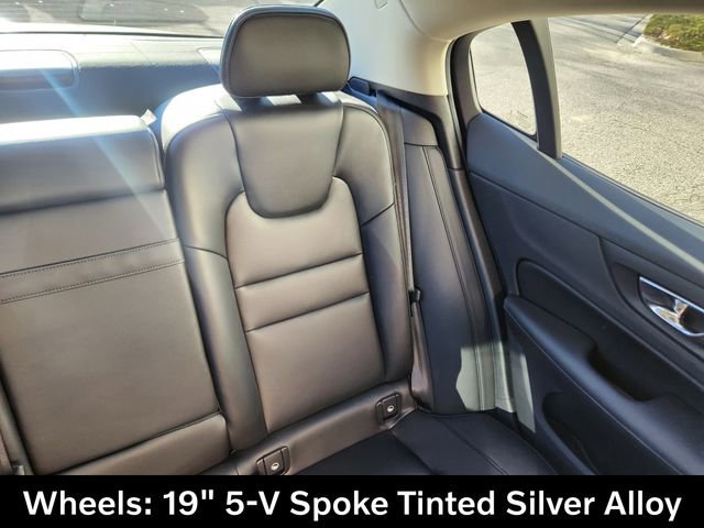 Certified 2021 Volvo S60 T5 Momentum w/ Premium Package image 17