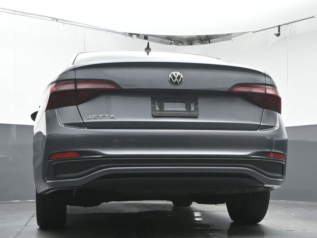 Used 2024 Volkswagen Jetta S image 33