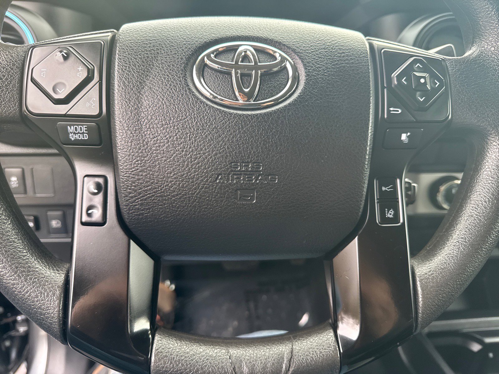 Used 2021 Toyota Tacoma SR image 11