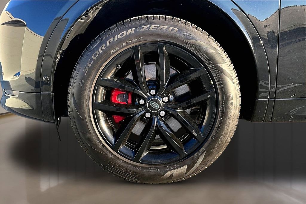 Certified 2024 Land Rover Discovery Sport S image 31