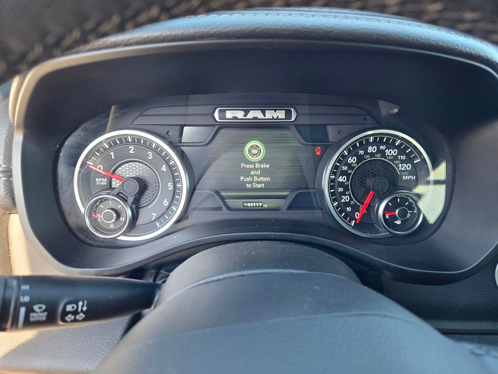 Used 2025 RAM 1500 Laramie AWD/4WD image 24