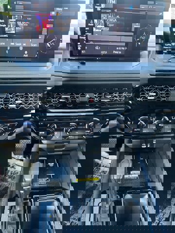 Used 2023 Honda Accord Hybrid Touring image 27