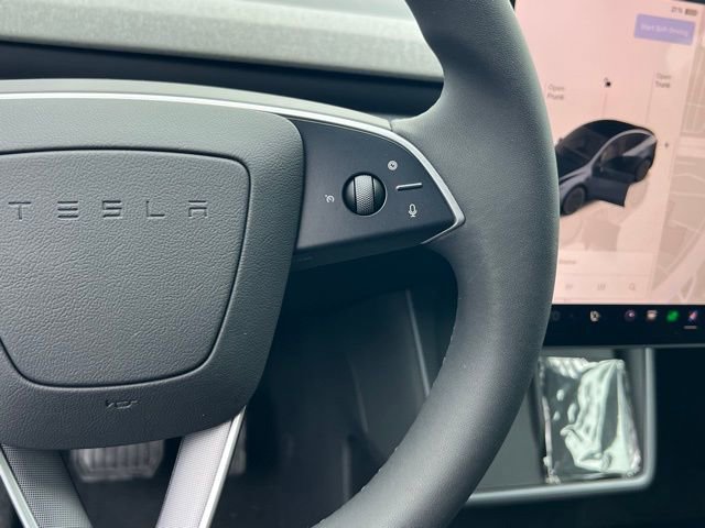 Used 2026 Tesla Model Y 2WD image 21