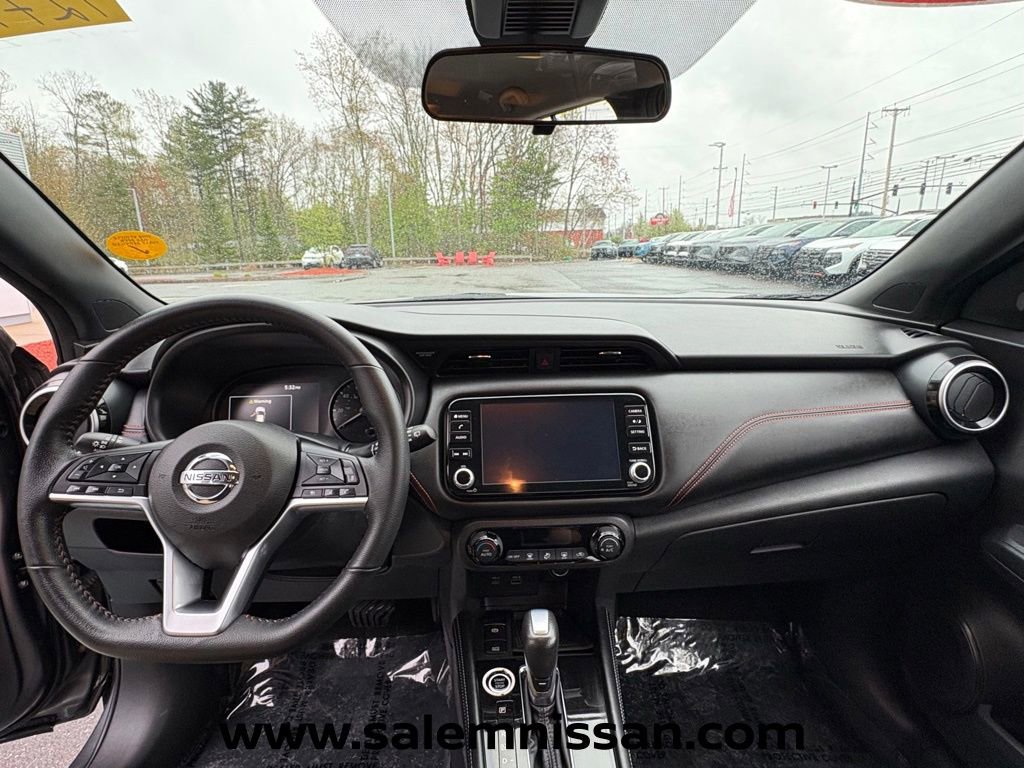 Used 2021 Nissan Kicks SR FWD image 16