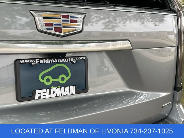 Certified 2025 Cadillac Escalade Luxury w/ LPO, Floor Liner Package AWD/4WD image 32