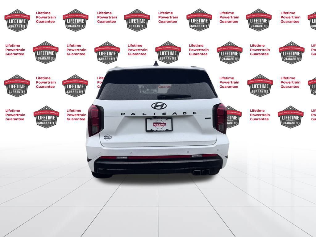 Used 2024 Hyundai Palisade Calligraphy image 4