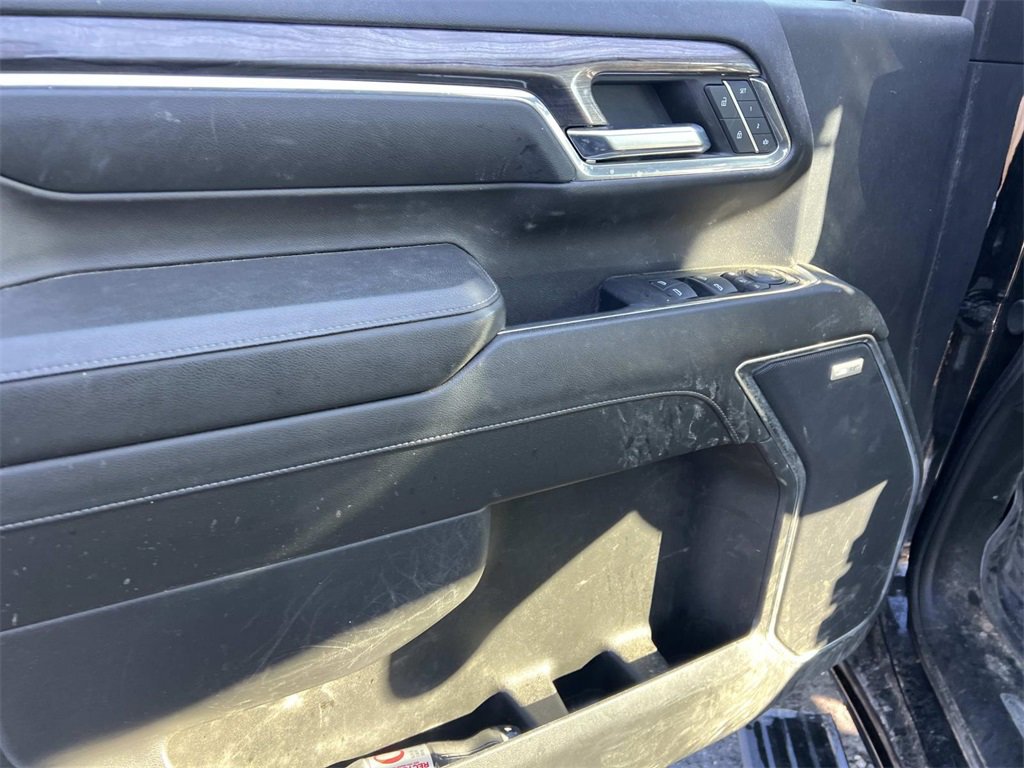 Certified 2024 Chevrolet Silverado 2500 LTZ w/ LTZ Plus Package image 9