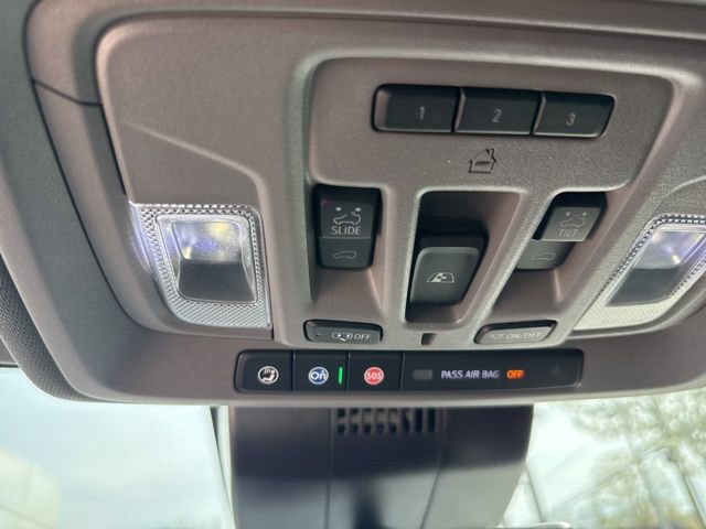 Used 2023 GMC Sierra 1500 Denali w/ Denali Reserve Package AWD/4WD image 30