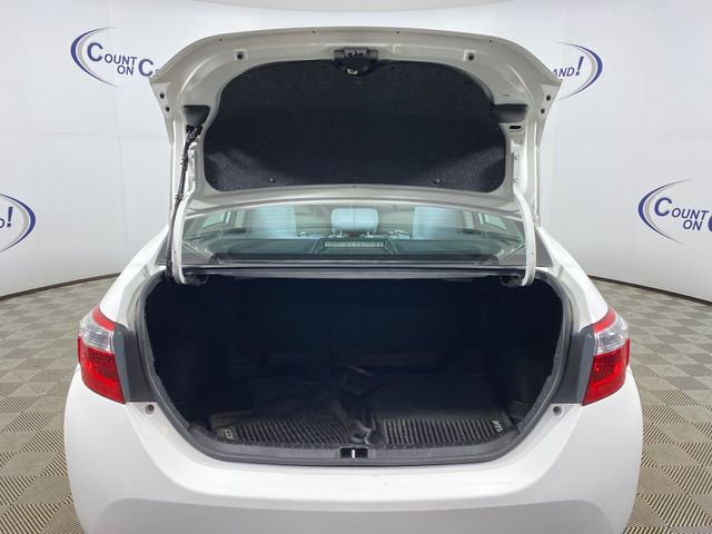 Used 2016 Toyota Corolla LE FWD image 24
