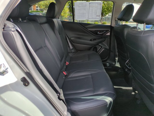 Used 2023 Subaru Outback Touring XT AWD/4WD image 32