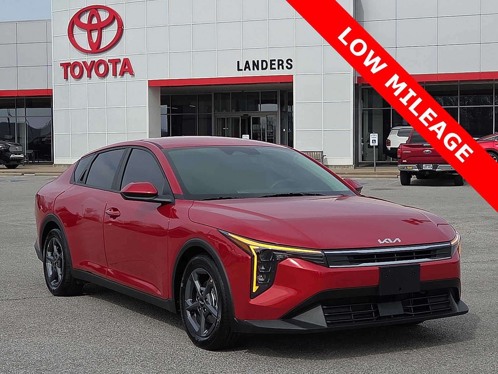 Used 2025 Kia K4 LXS