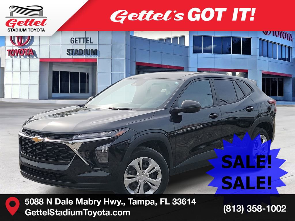 Used 2024 Chevrolet Trax LS w/ Driver Confidence Package