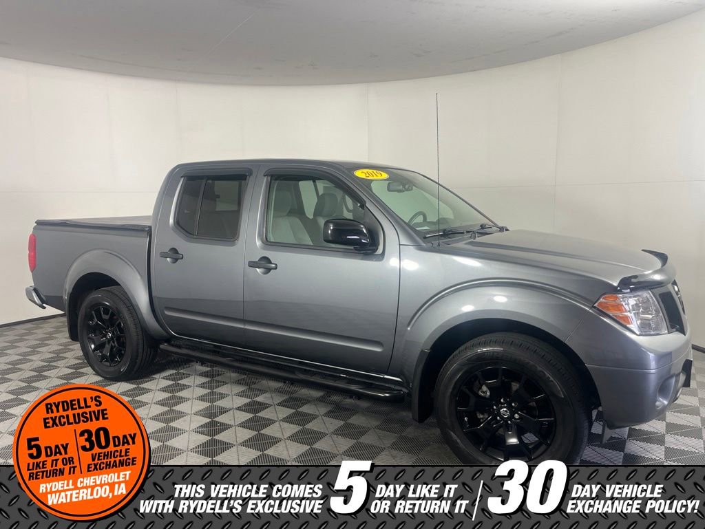 Used 2019 Nissan Frontier SV w/ Value Truck Package AWD/4WD image 3