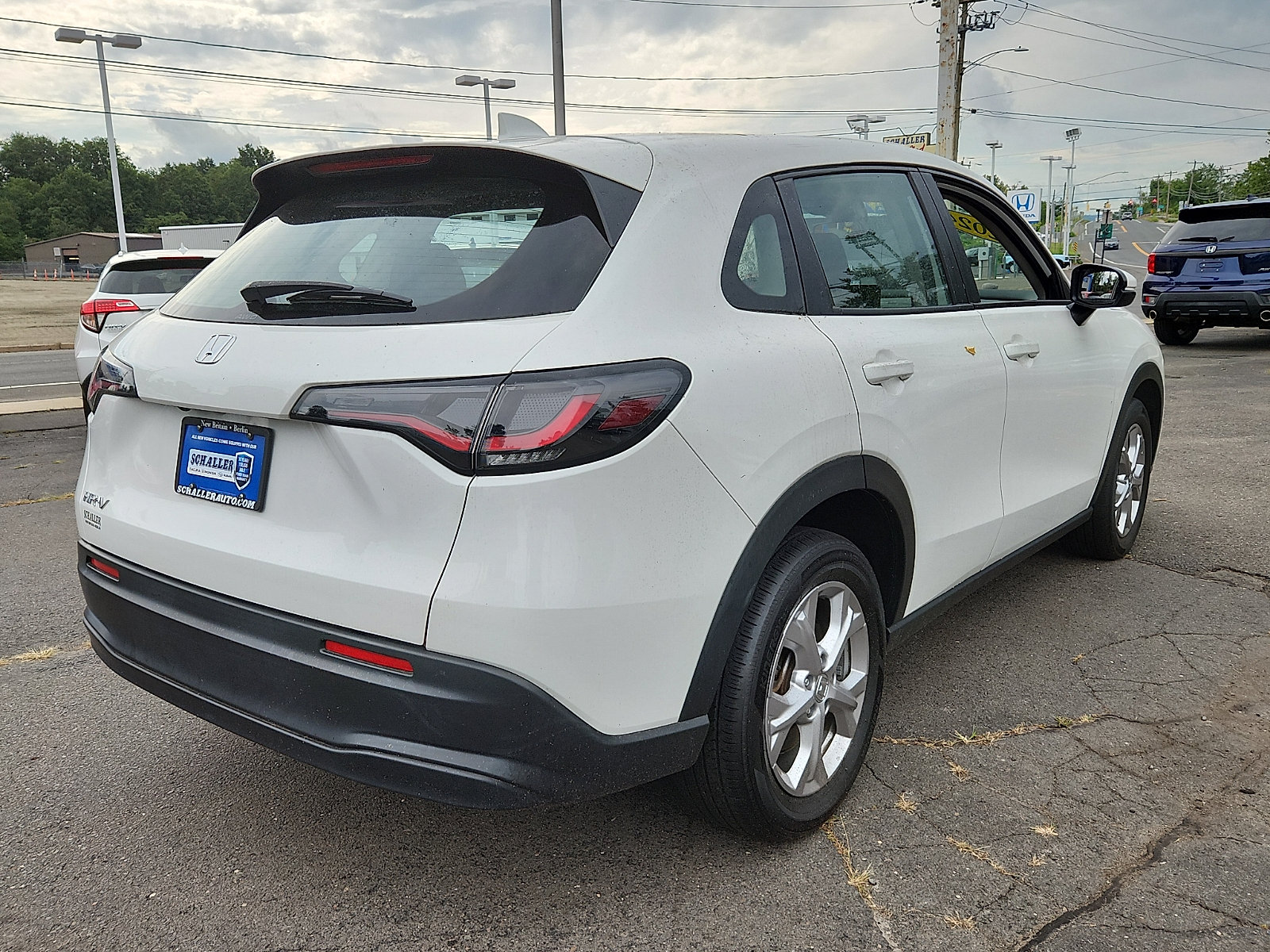 Used 2024 Honda HR-V LX image 4