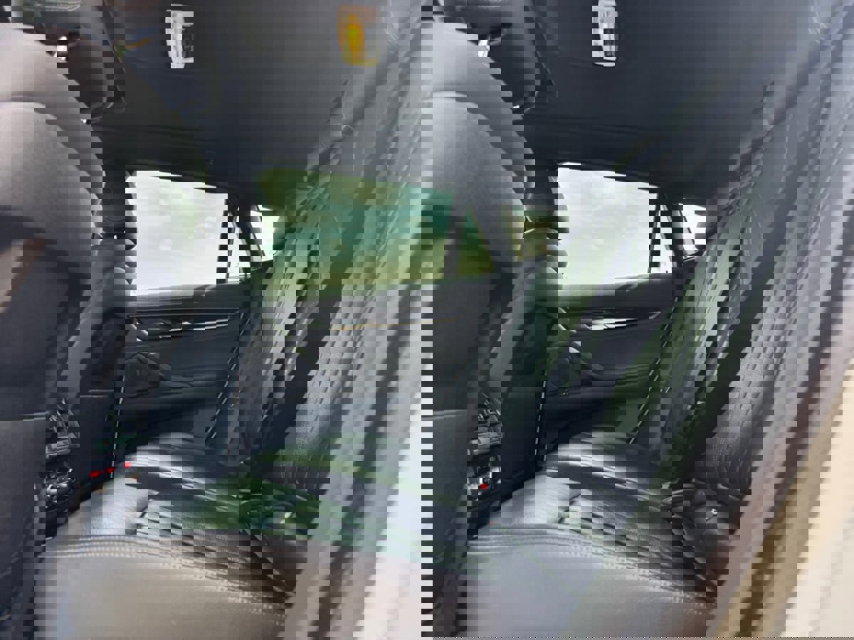 Used 2019 BMW X6 xDrive35i w/ Premium Package AWD/4WD image 18