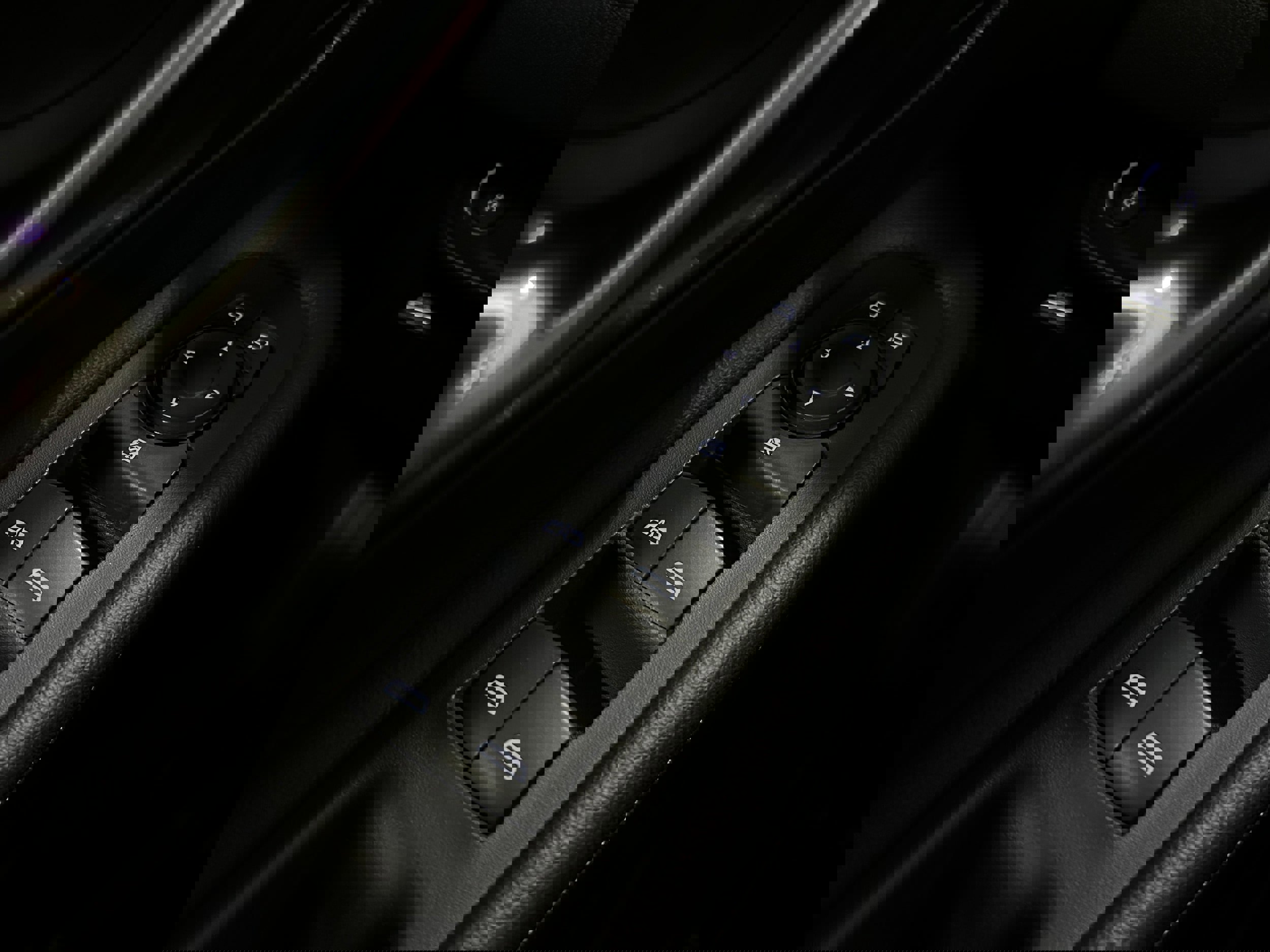 Used 2018 GMC Terrain Denali w/ Advanced Safety Package image 23