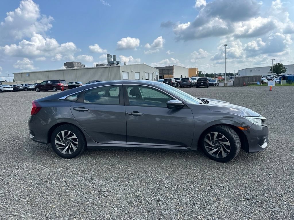Used 2018 Honda Civic EX image 11
