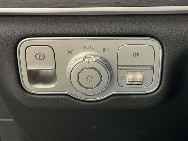 Used 2025 Mercedes-Benz GLE 350 4MATIC image 19